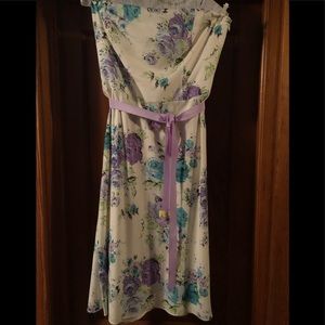 Super Flattering Ann Taylor strapless dress
